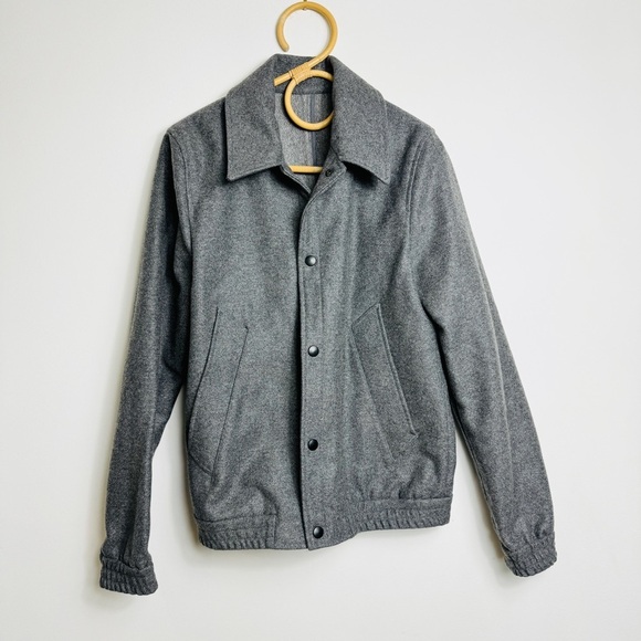 Ami Paris Point-Collar Wool Flannel Jacket (can be unisex) - Picture 7 of 16